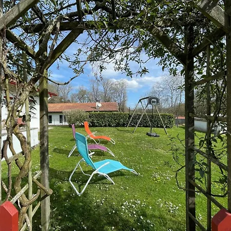 Lasaian Hébergement de vacances Sare